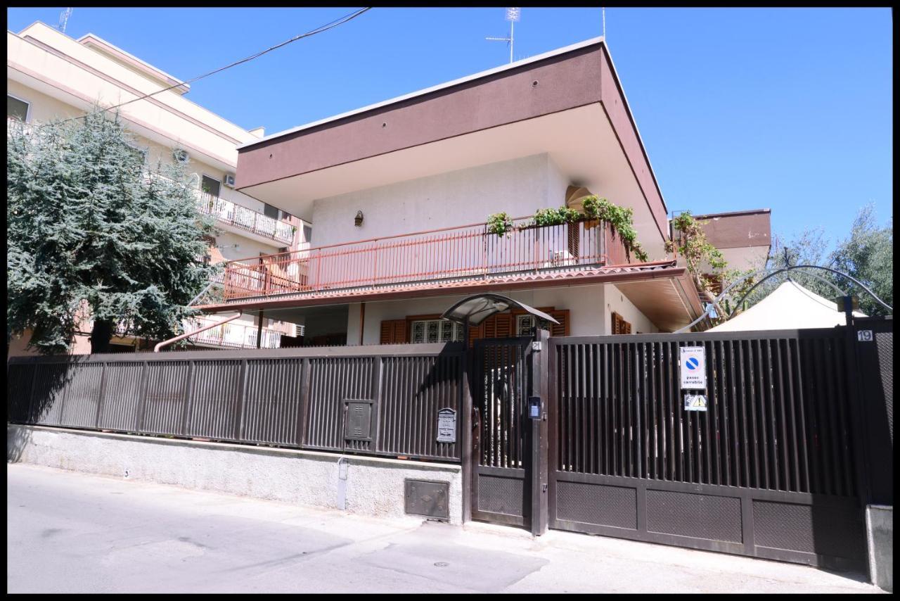 Il Villino Apartments บารี ภายนอก รูปภาพ